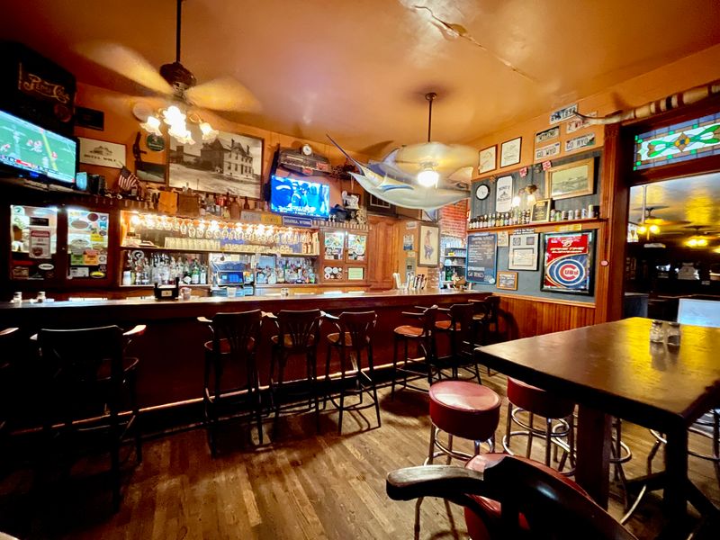 The Wolf Hotel Dining & Saloon (Saratoga)