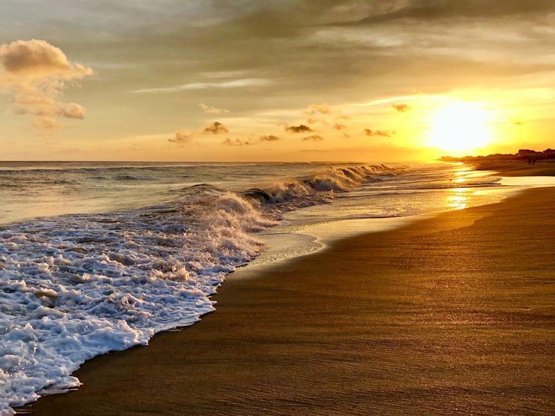 Emerald Isle, North Carolina — Coastal Calm on the Crystal Coast
