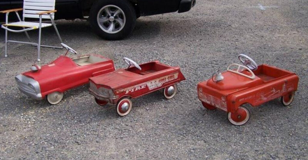 Only Boomer Kids Will Remember Owning All 18 of These Things