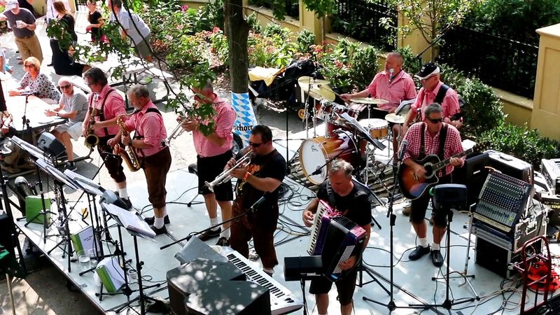 Holiday Moments: Kristkindlmarkt