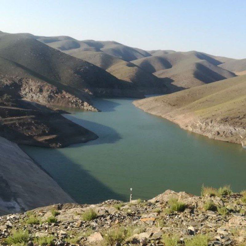 Desert + lake: the Aydarkul and Kyzylkum contrast