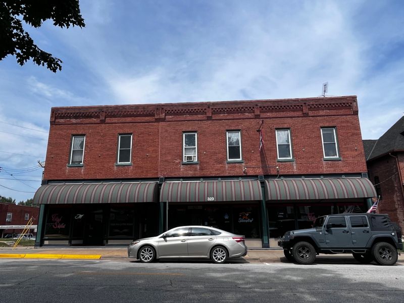 The Tilted Skillet – Washington, MO