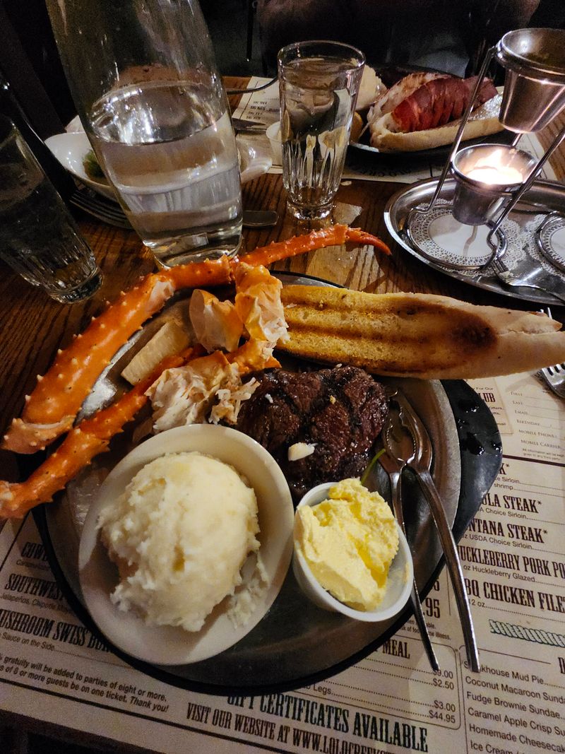 Cowboy-Sized Tomahawk