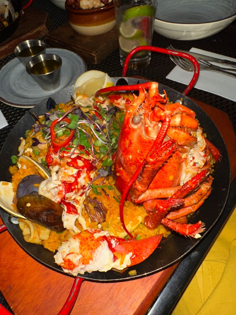 Tallarin Saltado Mariscos