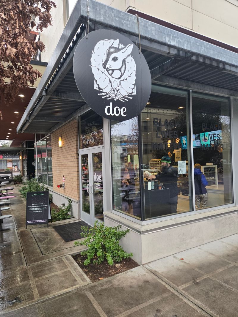 Doe Donuts + Ice Cream