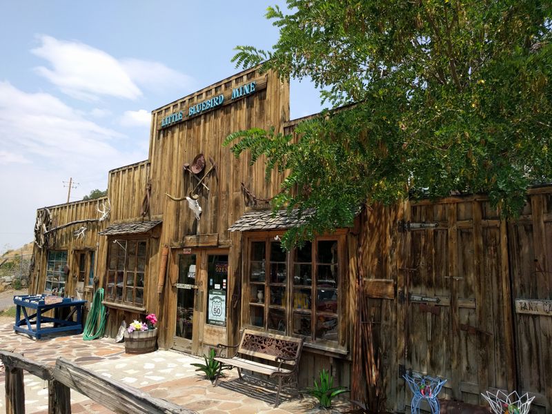 Local Artisans’ Market