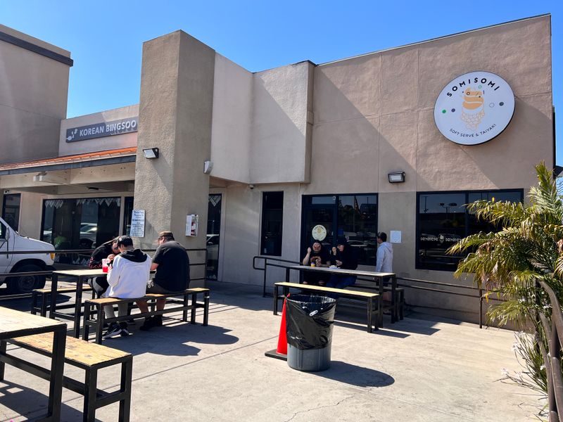 SomiSomi Soft Serve & Taiyaki - Multiple California locations
