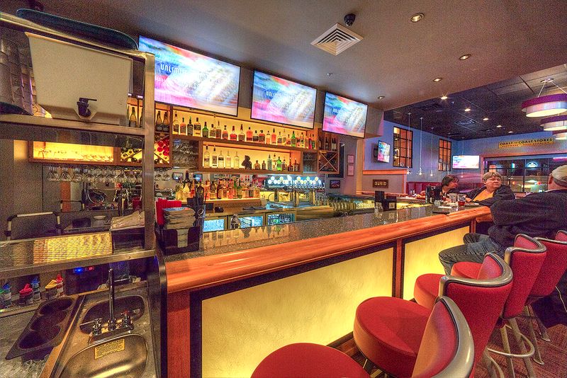 Cozy Bar and Happy Hour