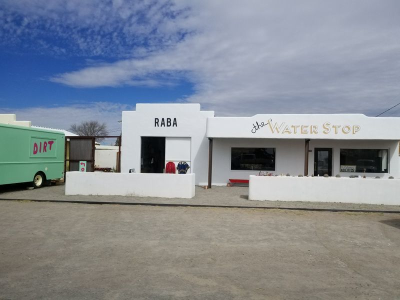 Food Truck Courtyard Lunch Break