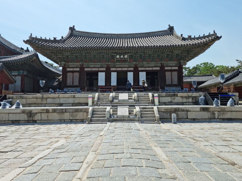 Seoul, South Korea — Neon Nights and Ancient Palaces