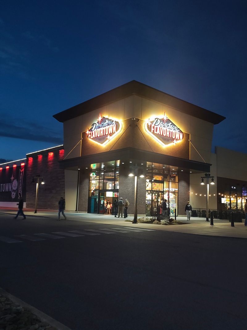 Hours, Wait Times, and Tips