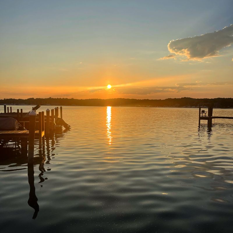 Saugatuck, Michigan — Artistic Lakeside Retreat