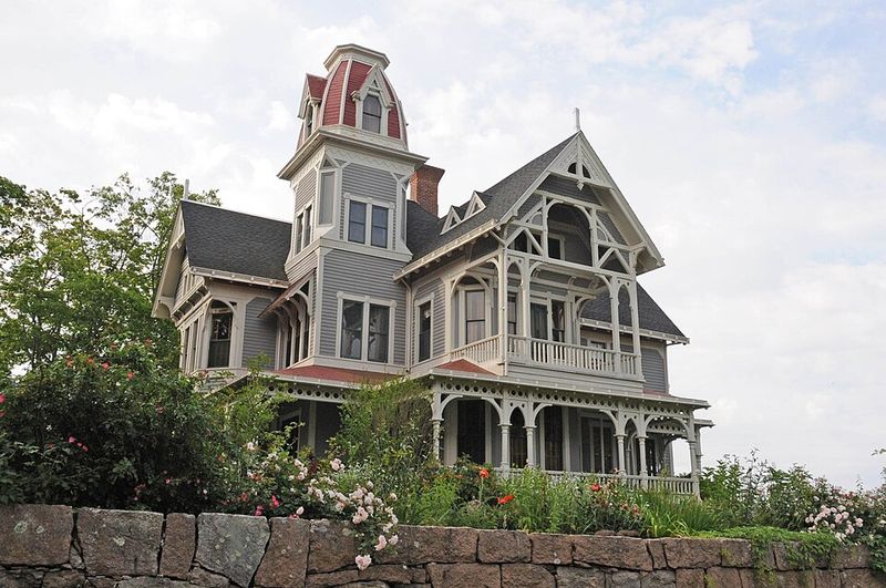 Historic Homes & Architecture