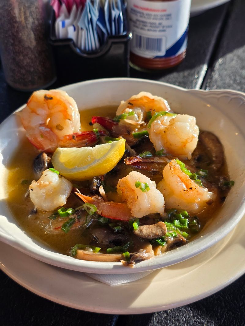 Fresh Oysters and Seafood Touches