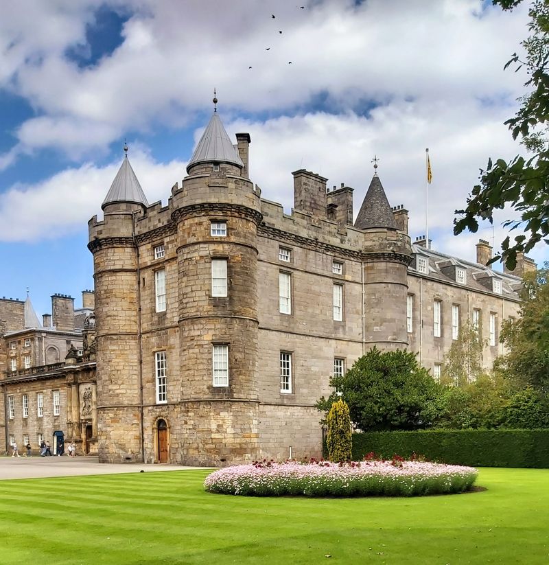 Edinburgh, Scotland — Walkable History & Culture