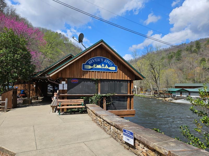 Craft Beers and Local Sips