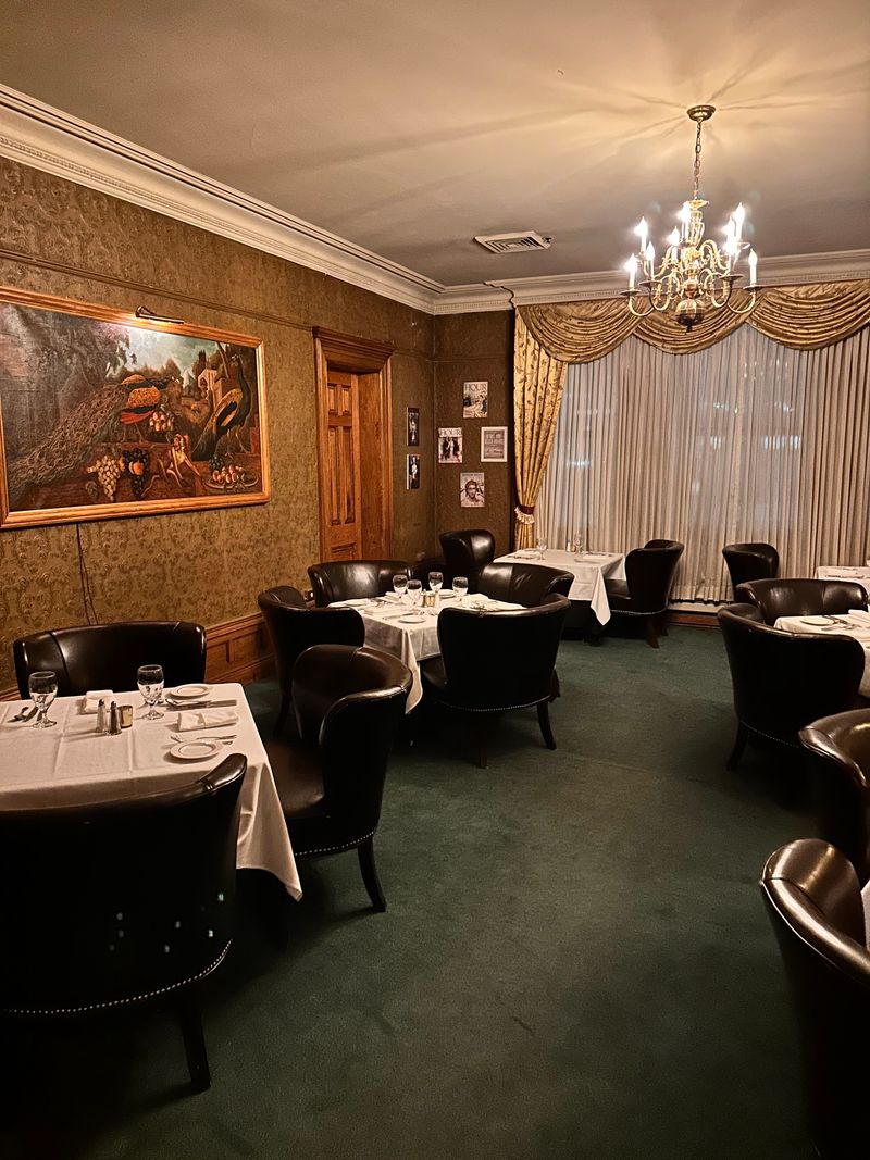 Service With Storytelling