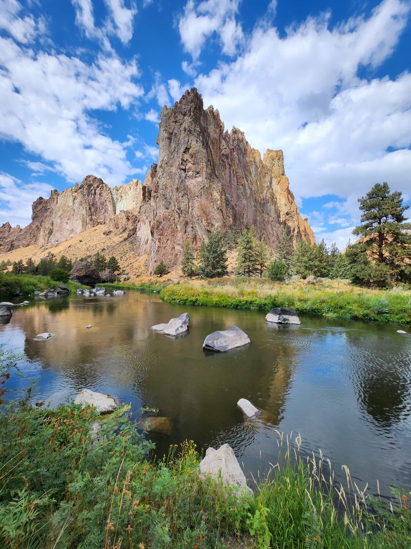 Draws Hundreds of Thousands of Visitors