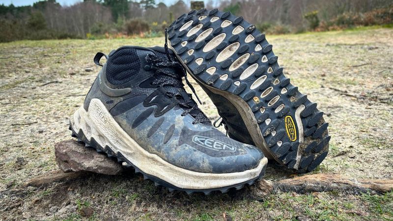 Waterproofing: GORE-TEX vs KEEN.DRY