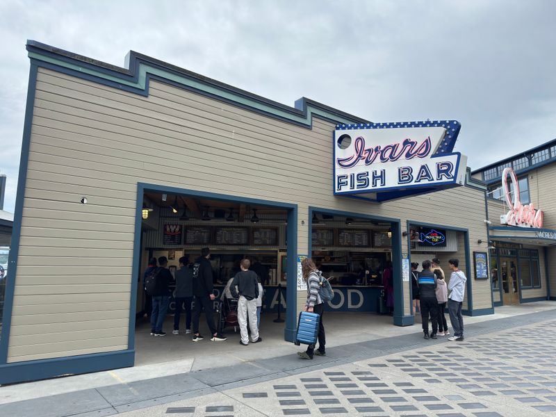 Ivar’s Acres of Clams  – Seattle, Washington