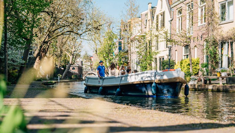 Utrecht, Netherlands — Canal Life at a Leisurely Pace