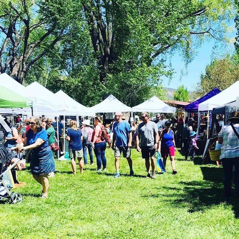 Saturday Market Friendliness