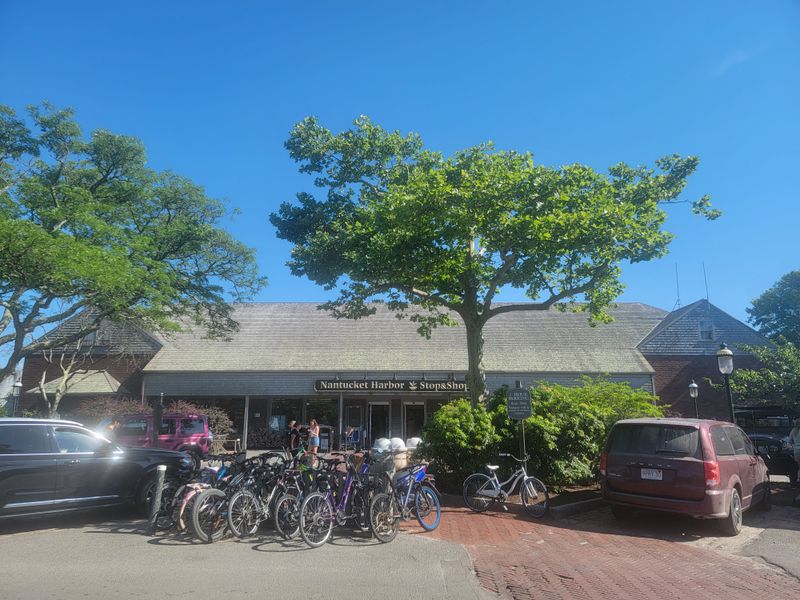 Cycling the Polpis Road Bike Path