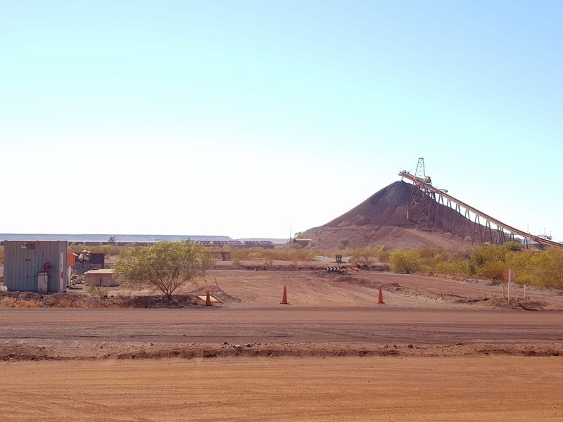 Earlier Dating Methods Could Not Directly Date Iron Ore