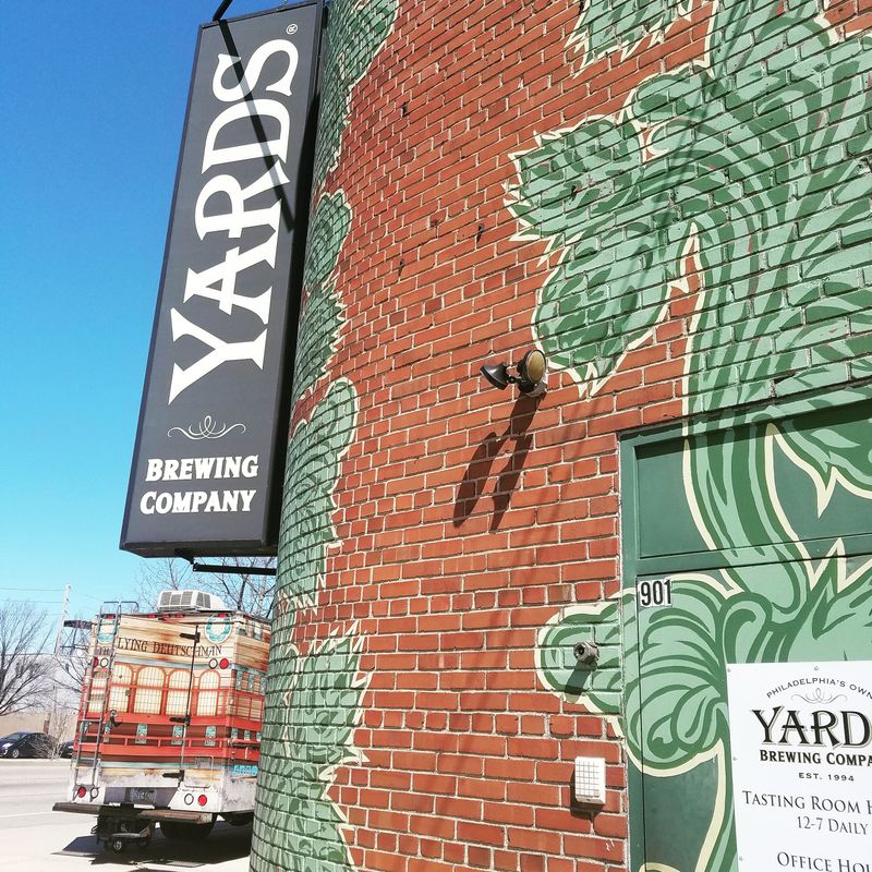 Outdoor Seating and City Vibes