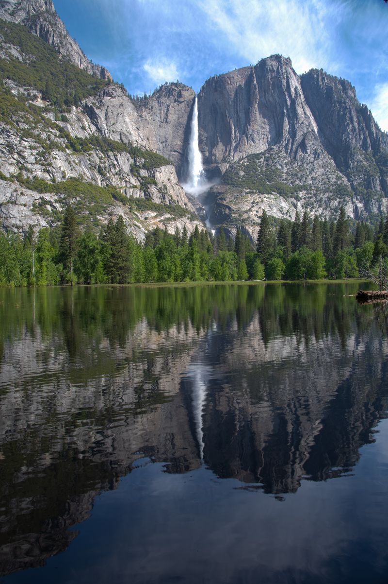 Yosemite National Park – Iconic waterfalls, cliffs, and wilderness.