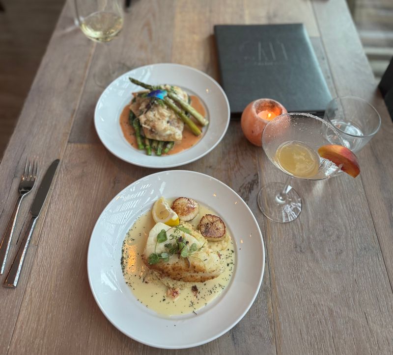 Dinner Hours And Downtown Rhythm