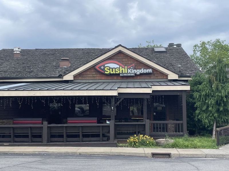 Sushi Kingdom (Madison)