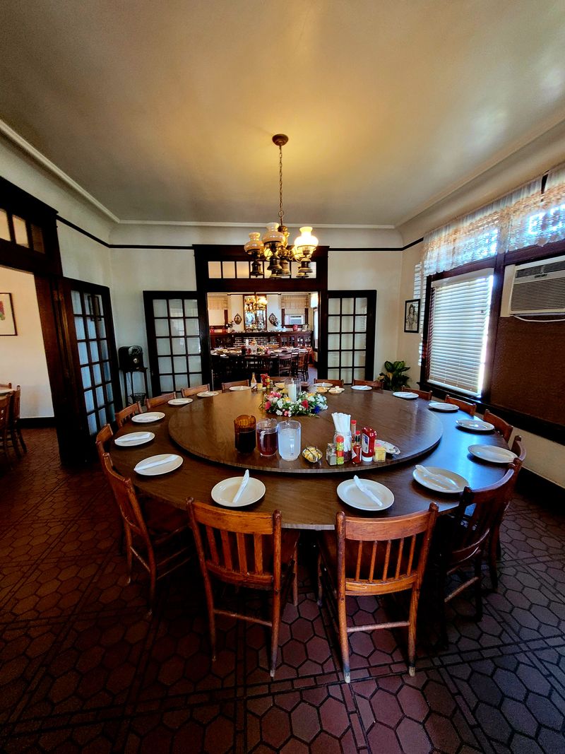 Hospitality That Feels Like Kin