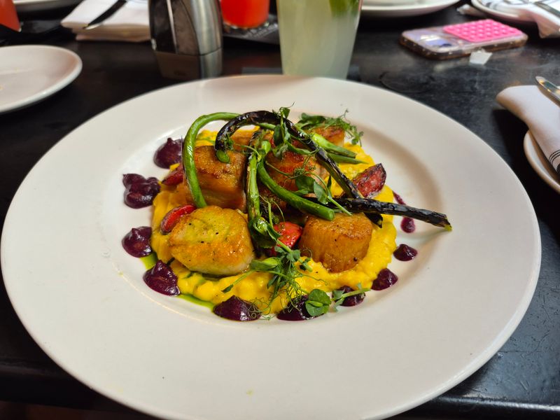 Thai Curry Steamed Mussels