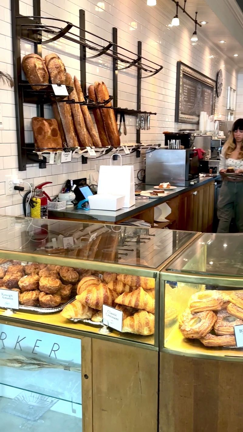 Brioche Cinnamon Roll Twist