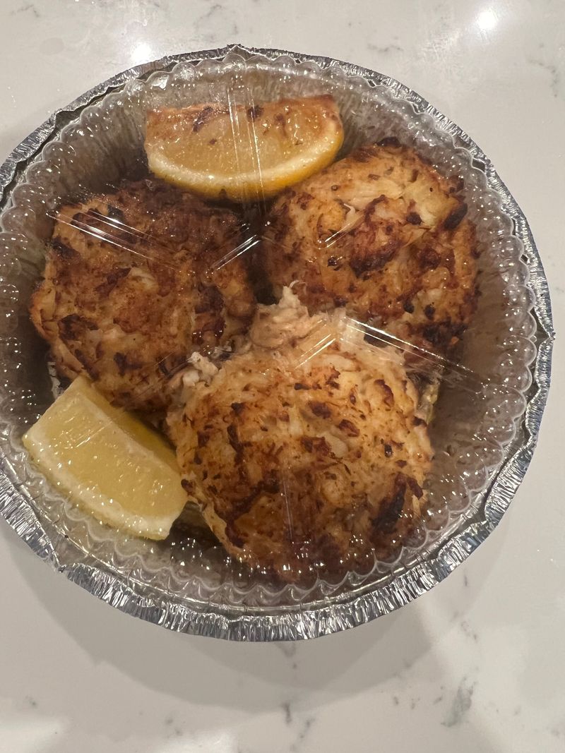 Crab Cakes with Lemon Aioli