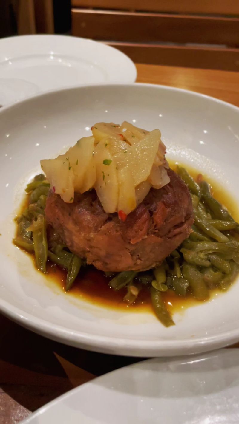 Fried alligator with chili garlic sauce