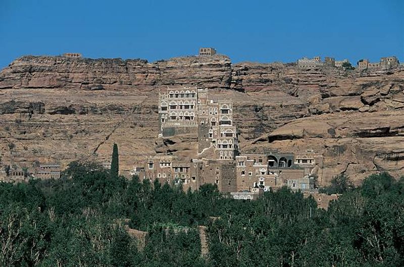 Yemen — Historic Cities & Rugged Landscapes