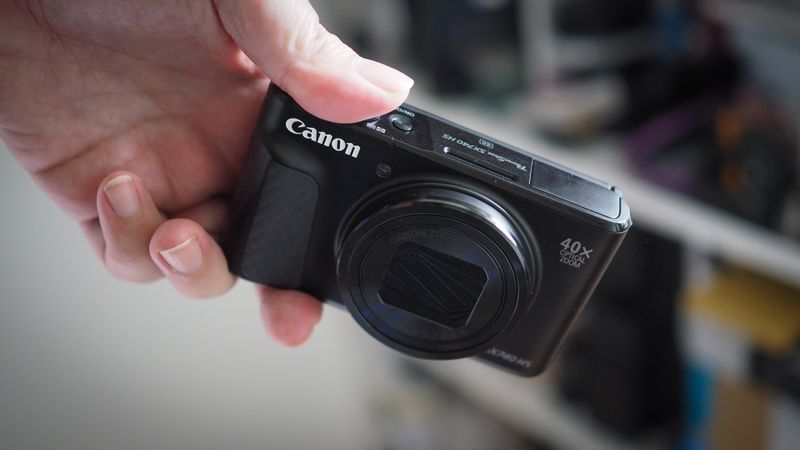 Canon PowerShot SX740 HS