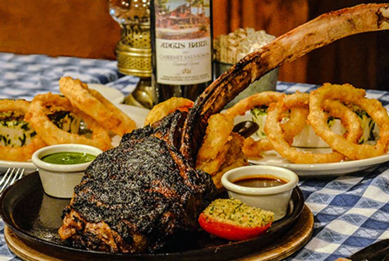 The Famous Tomahawk Experience