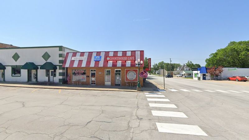 Courthouse Cafe – Versailles, MO