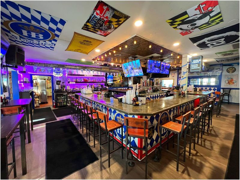 Happy Hour And Trivia Nights