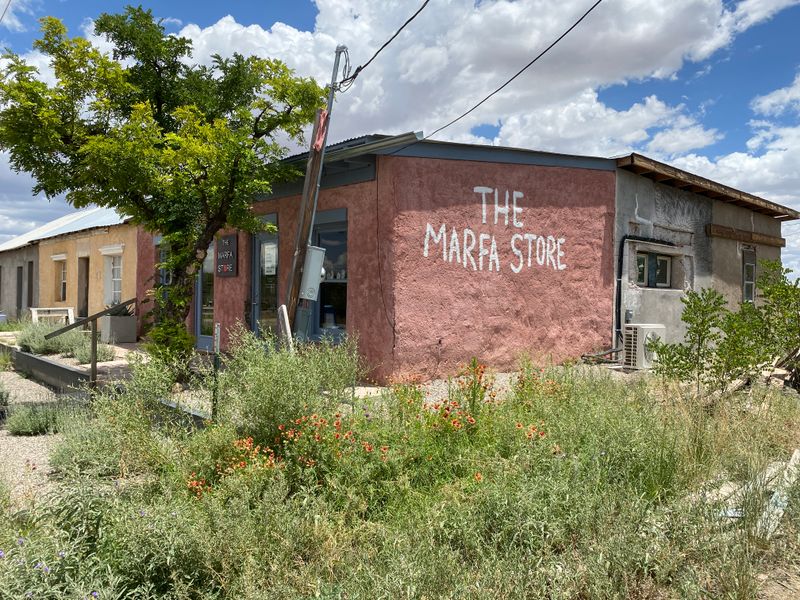 Local Shops on Highland Avenue