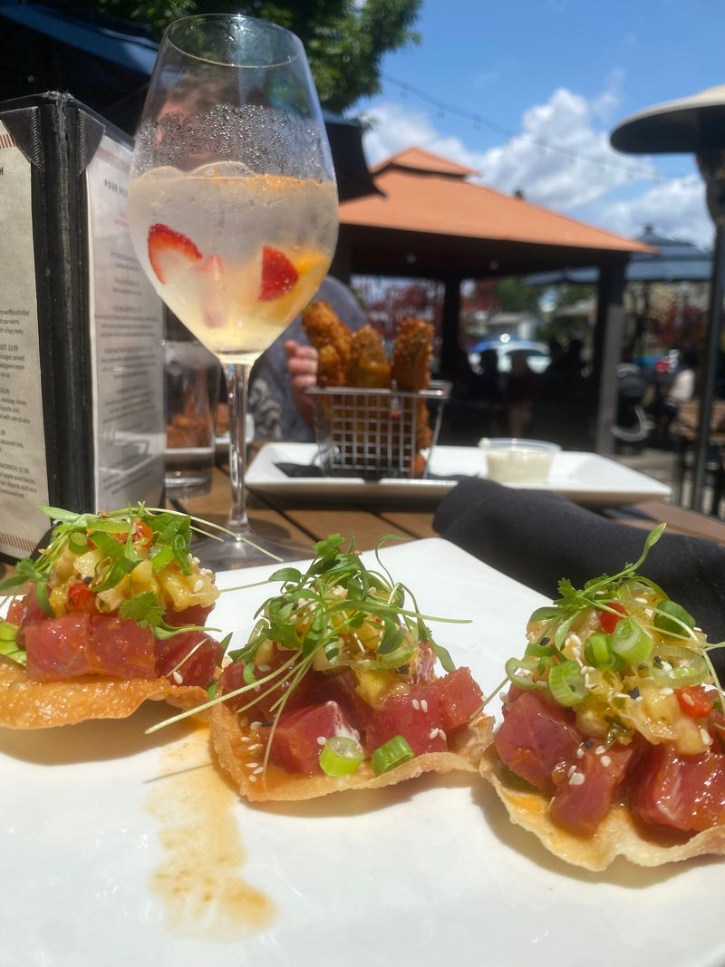 Happy Hour Pearls and Pours