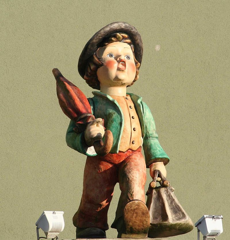 Collecting Hummel Figurines