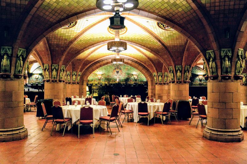 The Oakroom at the Seelbach Hilton