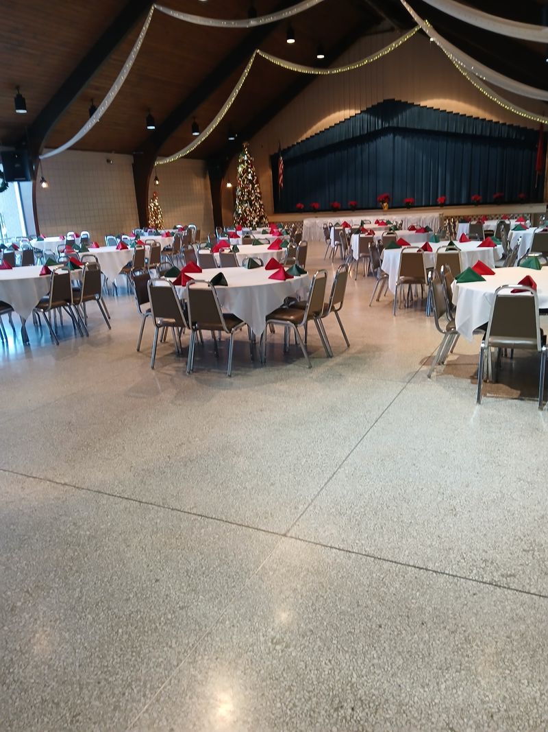 Youngstown Saxon Club (Youngstown, OH)