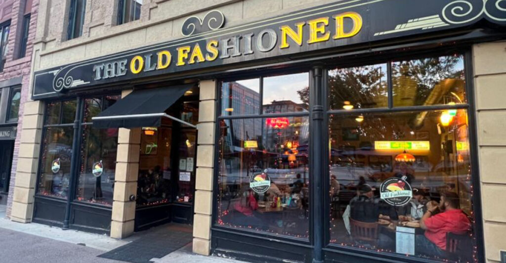 The Madison Burger Spot That’s Easy to Miss (But Hard to Forget)