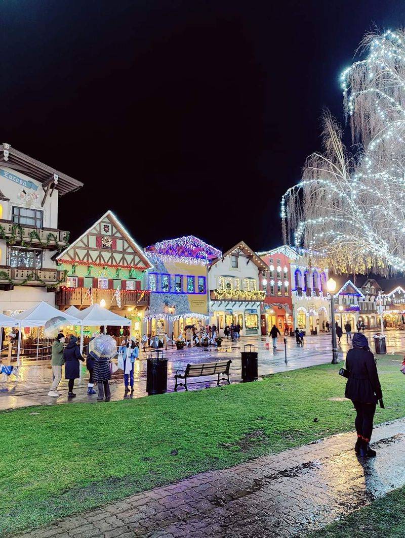 Front Street Bavarian Stroll