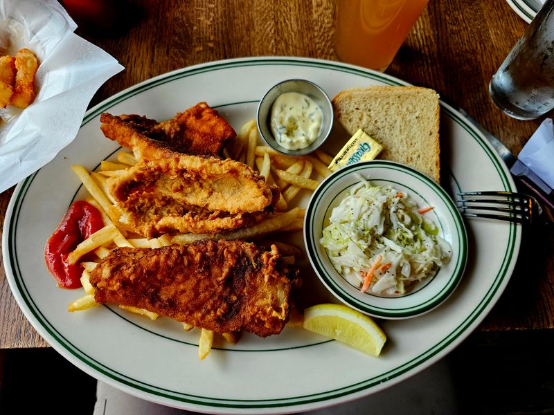 Friday Fish Fry Near the Capitol